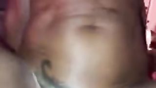 La milfona tatuata cavalca il mio uccellone