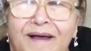 Alla NONNA MAIALA piace IL BANANONE