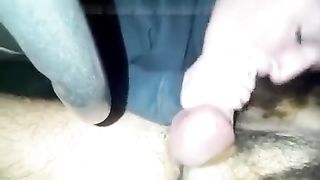 Amica troia ingoia la mia sborra in auto