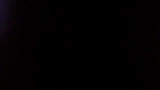 SPEGNI LA LUCE mentre scopiamo