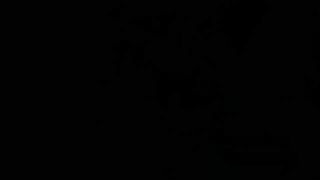 Mia moglie esibita sulla spiaggia nuda