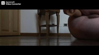 Giocando con un dildone