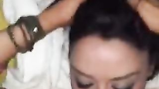 Vorreste anche voi sborrare in faccia a lei?