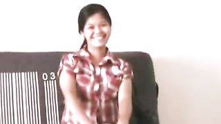 Giovane asiatica incinta si masturba