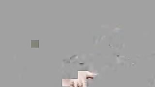 Teen tettona bruna in cam