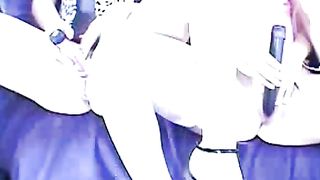 Sesso amatoriale a quattro in webcam