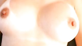 Milf tettona POV con gli occhiali