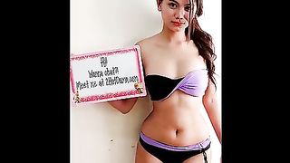 Si masturba in videochat