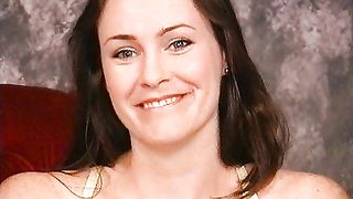 Anteprima del video: Bel dildo solista