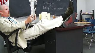 Anteprima del video: Prima sculacciata e poi scopata