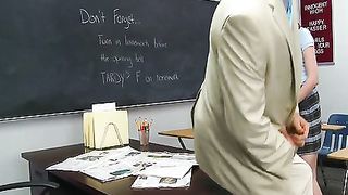 Prima sculacciata e poi scopata