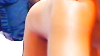 Orgasmo di bellissima ragazza amatoriale in cam