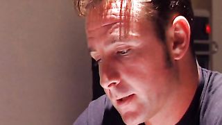 Bionda fottuta da due cazzi