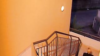 Bionda fottuta da due cazzi