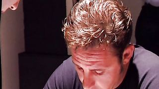 Bionda fottuta da due cazzi