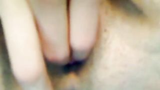 Orgasmo in cam di pussy rasata