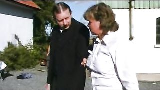 Bionda svedese amatoriale da monta