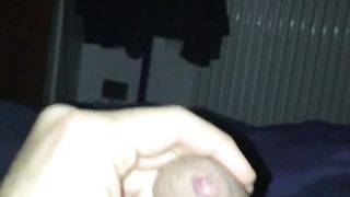 Io che sborro a letto