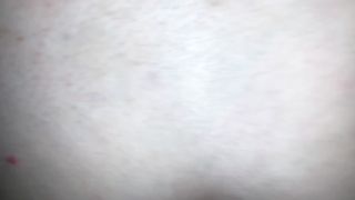 Inculata al naturale con sborrata sul culo