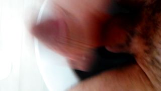 Mi masturbo...eccolo