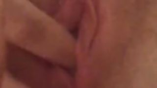 Io arrapata che mi tocco la figa