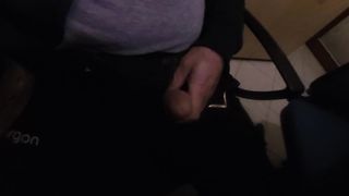 Qualcuna che me lo fà venire duro?