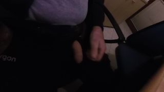 Qualcuna che me lo fà venire duro?