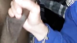 Spompina l'immigrato in zona Milano Ovest