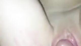 Tutto dentro la sua passerina stretta