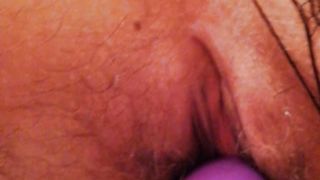 Schizzetta e il suo nuovo succhia clitoride