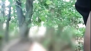 Ragazza italiana fa pompino a ragazzo di colore