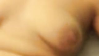 Chiede al marito di scoparla con più forza