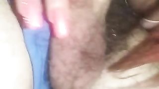 Italiana troia ingoia e invia il video all'amante