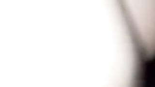 AH AH AH Sì Sì Sì...e lei viene e si sbrodola tutta