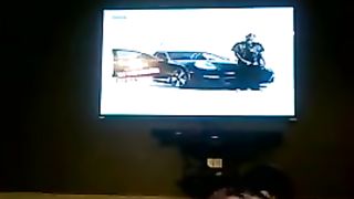 Twerkatrice fa ballare il suo fantastico culone