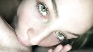 Questa biondina va matta per il cazzo!!!