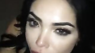 Cazzone di 25 CM tutto in gola a questa troiona