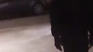 IMMIGRATO MINACCIA DI SCOPARE MOGLIE