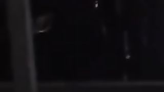 IMMIGRATO MINACCIA DI SCOPARE MOGLIE