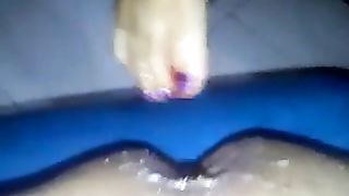 piede e due mani...gran bel fisting!!!!