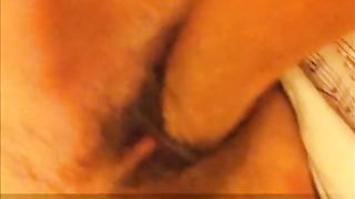 Pugno nella figa e LA CAGNA PERDE IL CONTROLLO