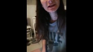 2 amichette fanno le maiale su Periscope