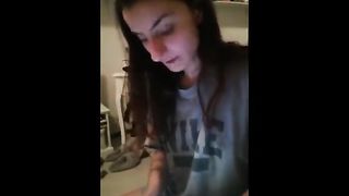 2 amichette fanno le maiale su Periscope