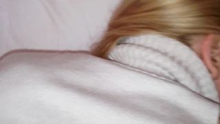 Anteprima del video: Russa arrapata lo vuole nel culo