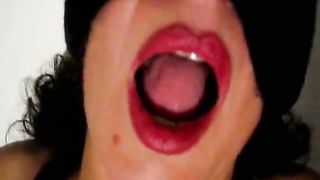 Chi vuole abusare di mia moglie???