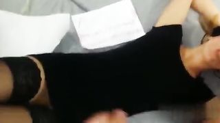 GangBang con sborrate su una zoccolona romana