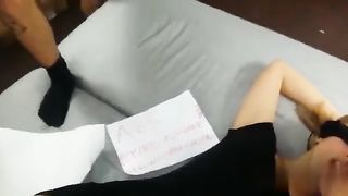 GangBang con sborrate su una zoccolona romana