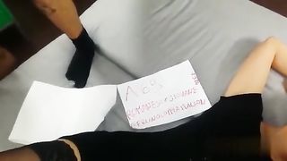 GangBang con sborrate su una zoccolona romana