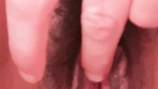 Mi tocco mentre piscio...