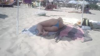Bel culo in spiaggia